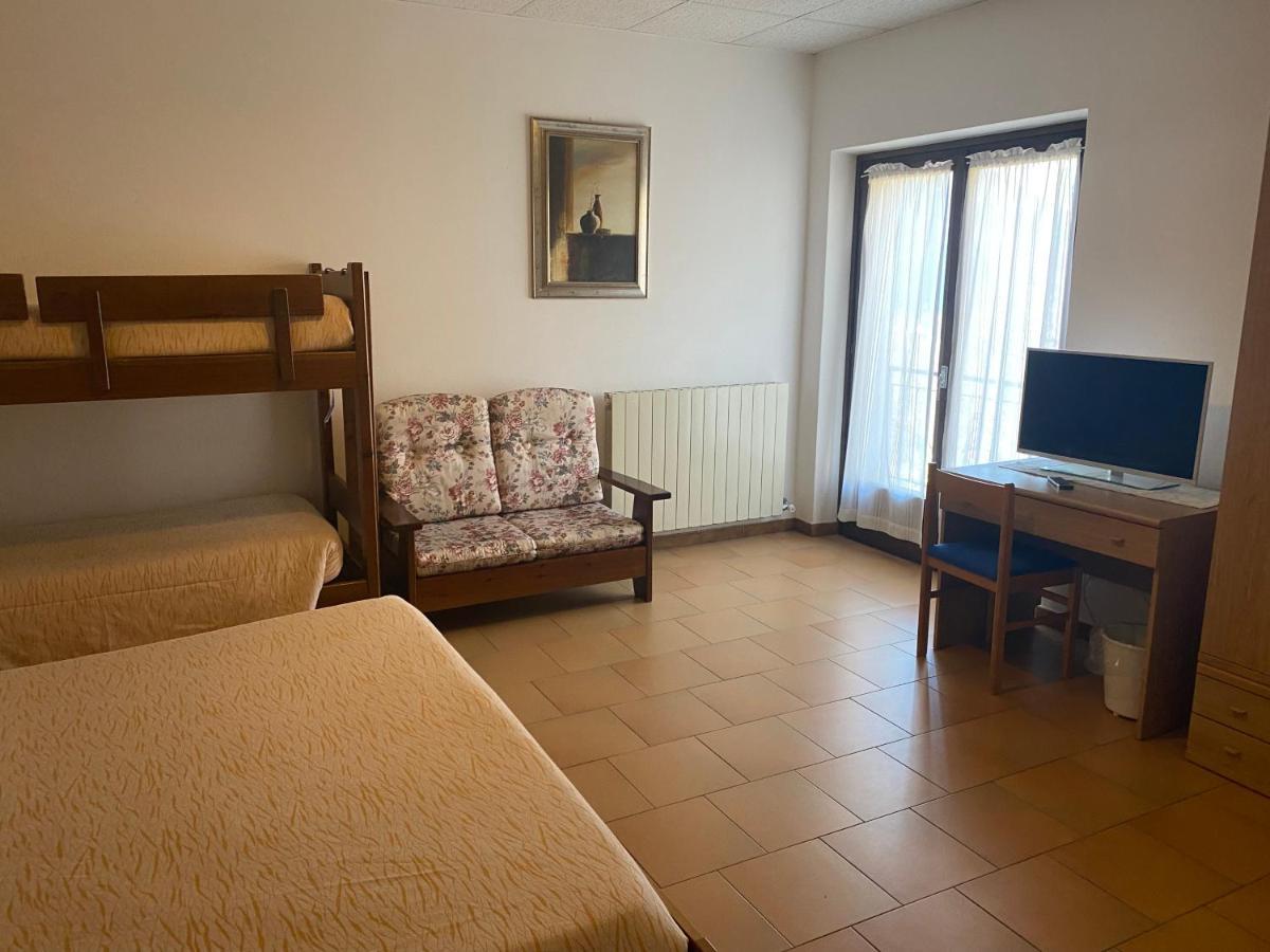 Albergo La Perla Craveggia Exterior foto